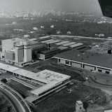 ...e usato da modello per costruire il �gemello� barese. Il nuovo birrificio (esteso su una superficie di 185.500 metri quadri)...  